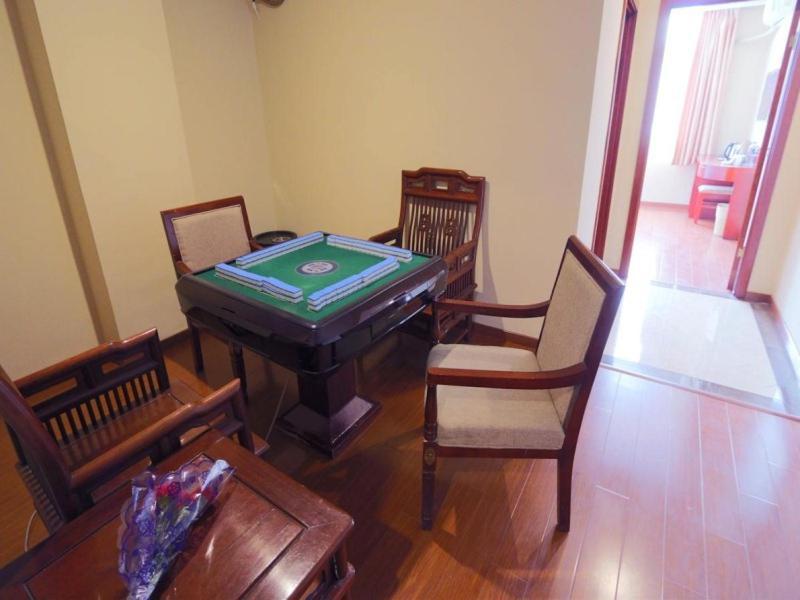 Greentree Inn Shanghai Pudong Airport Huaxia East Road Railway Station Shell Hotel Extérieur photo
