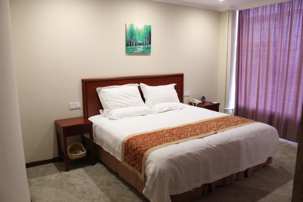 Greentree Inn Shanghai Pudong Airport Huaxia East Road Railway Station Shell Hotel Extérieur photo
