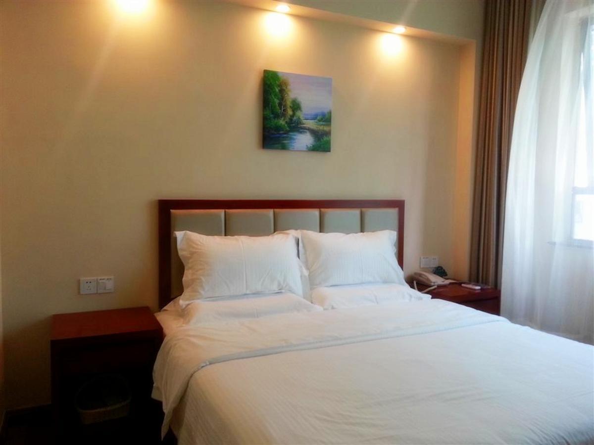 Greentree Inn Shanghai Pudong Airport Huaxia East Road Railway Station Shell Hotel Extérieur photo