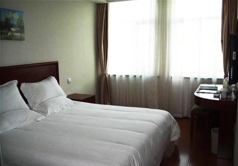Greentree Inn Shanghai Pudong Airport Huaxia East Road Railway Station Shell Hotel Extérieur photo